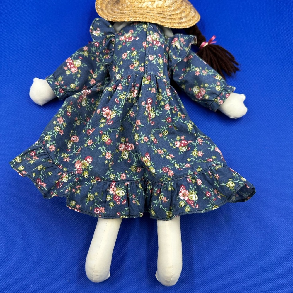 Girl Rag Doll - Picture 2 of 4